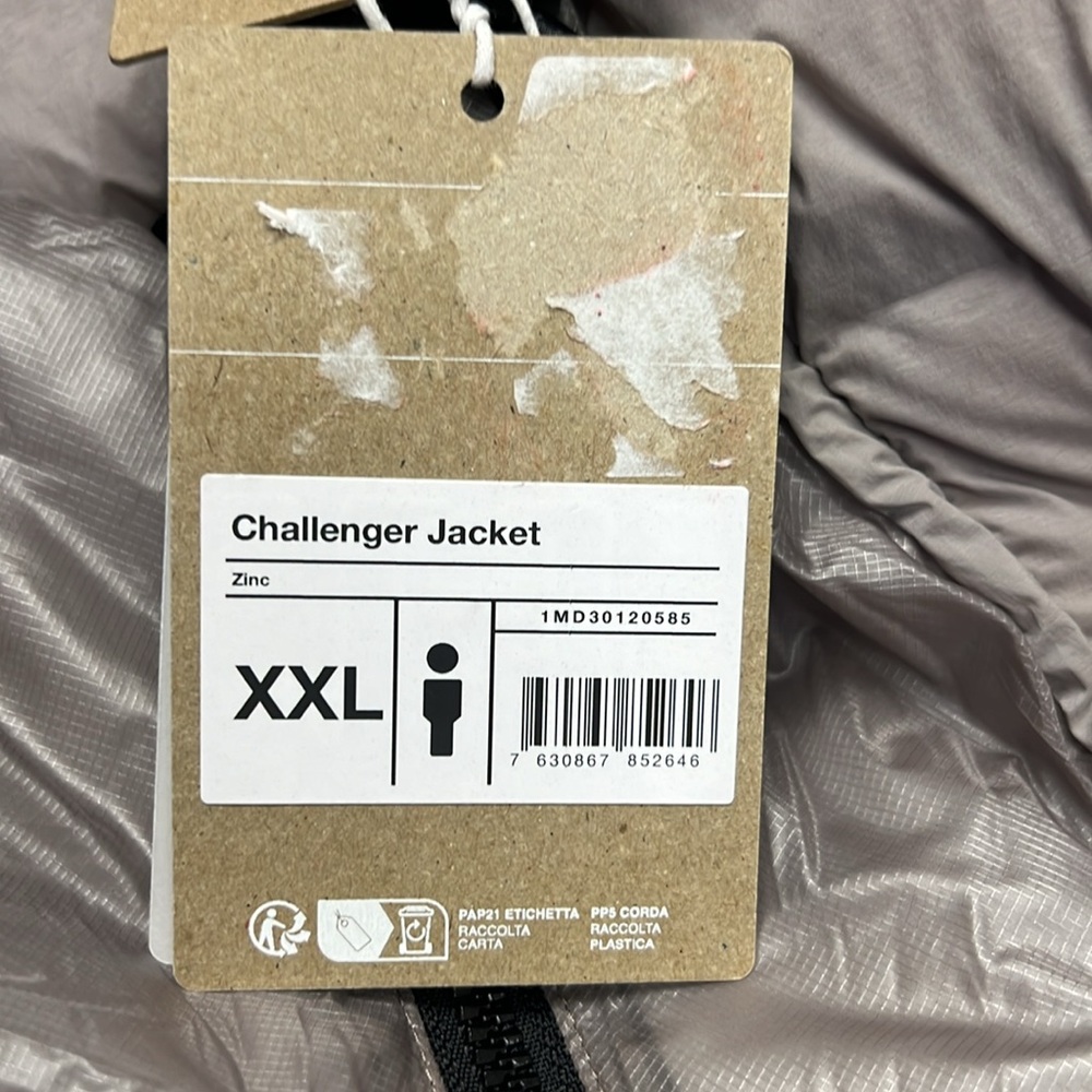 Challenger Jacket - Picture 9 of 10